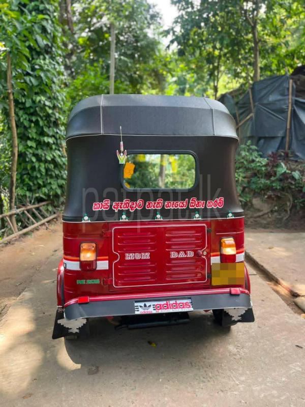 Bajaj Three Wheel 2011 - භාවිතා කරන ලද ත්‍රිරෝද රථය sale in Sri Lanka - patpat.lk
