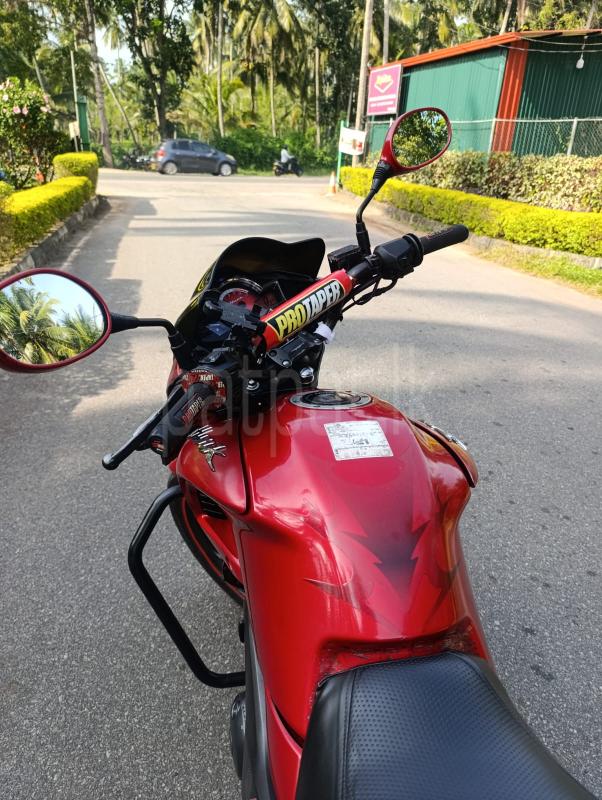 Hero Hunk 2016 - Used Bike sale in Sri Lanka - patpat.lk