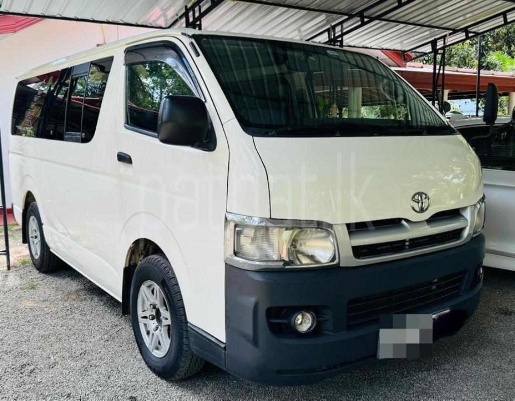 Toyota Hiace 2010 - பயன்படுத்தப்பட்டது வேன் sale in Sri Lanka - patpat.lk