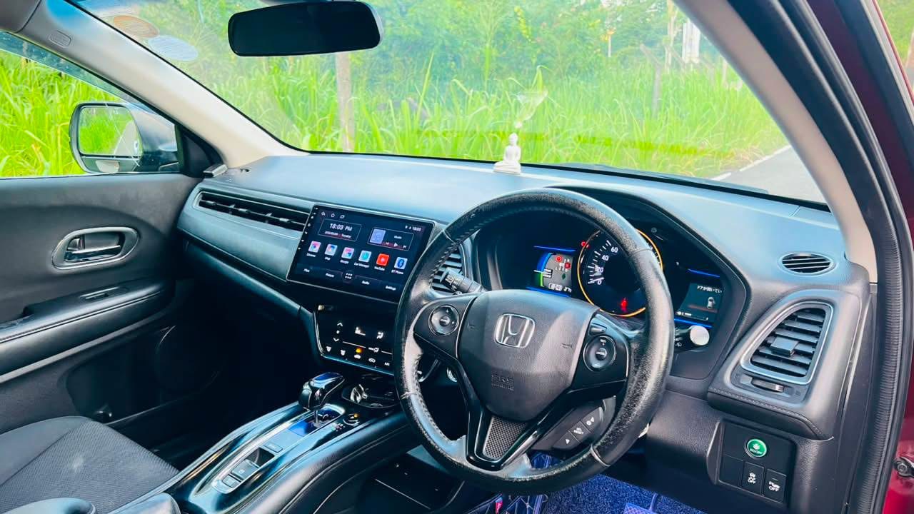 Honda Vezel 2014 - பயன்படுத்தப்பட்டது SUV sale in Sri Lanka - patpat.lk