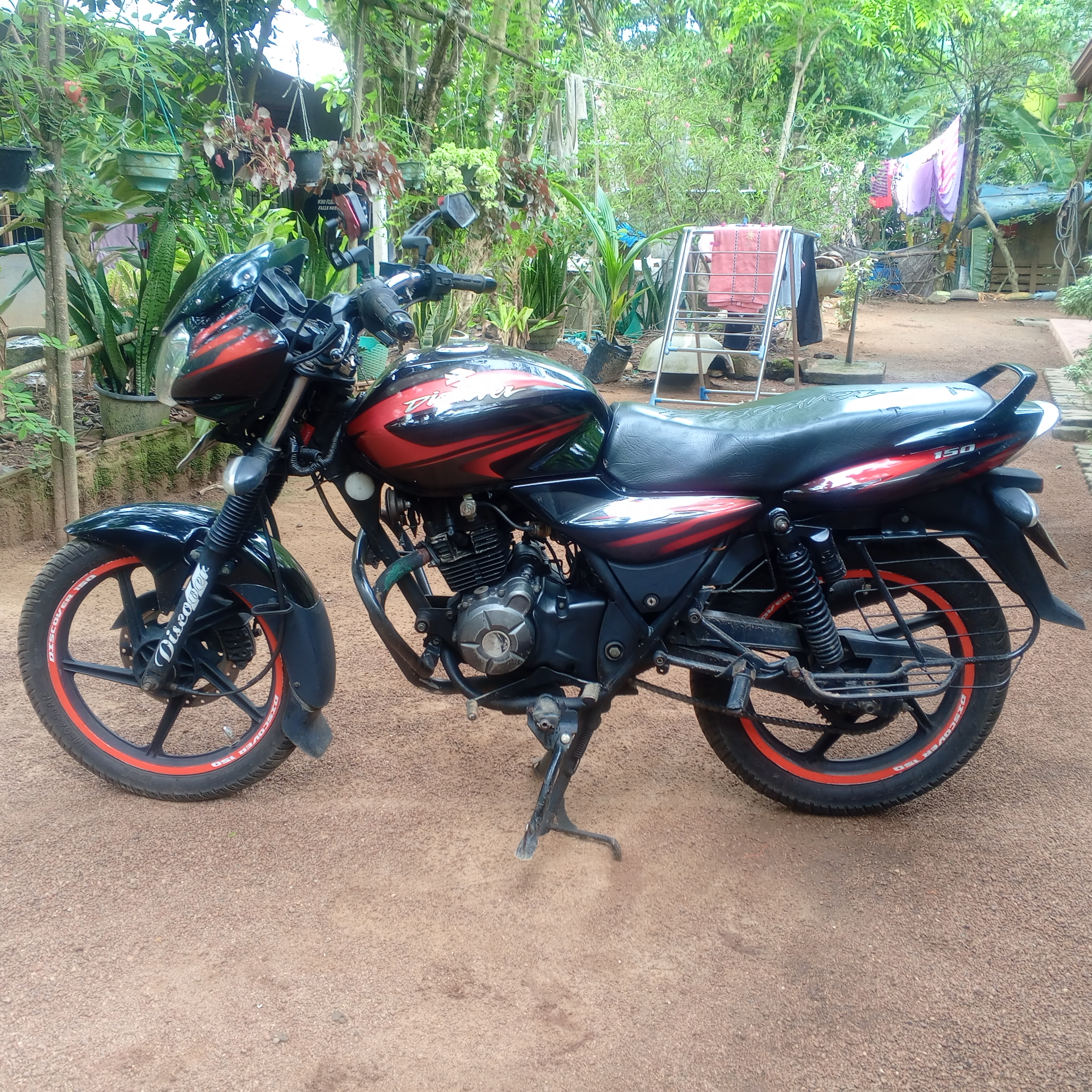 Bajaj Discover 2010 - பயன்படுத்தப்பட்டது பைக் sale in Sri Lanka - patpat.lk