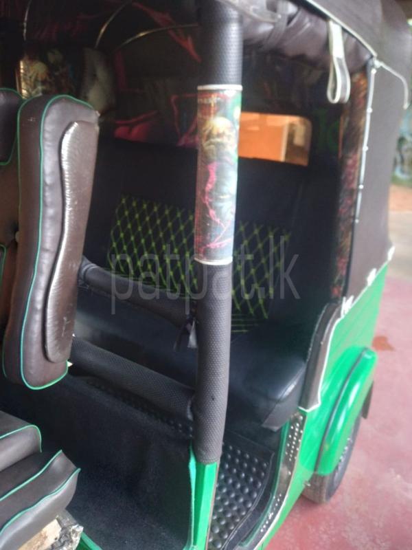 Bajaj Three Wheel 2016 - பயன்படுத்தப்பட்டது முச்சக்கர வண்டி sale in Sri Lanka - patpat.lk