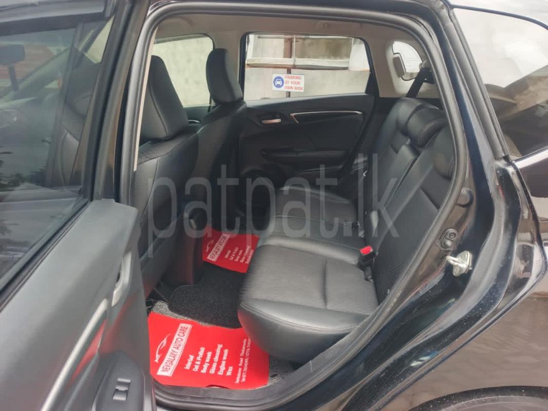 Honda Fit 2013 - பயன்படுத்தப்பட்டது கார் sale in Sri Lanka - patpat.lk