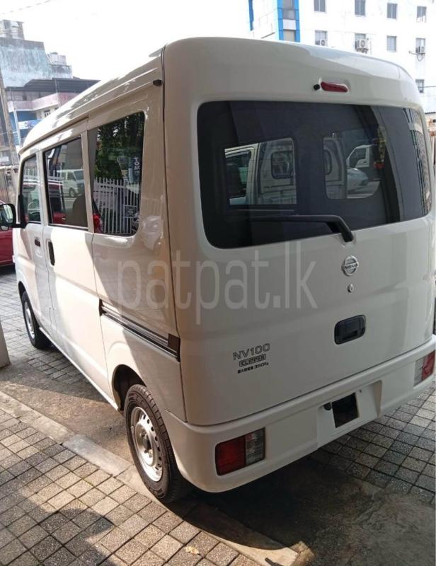 Advertisement image 6