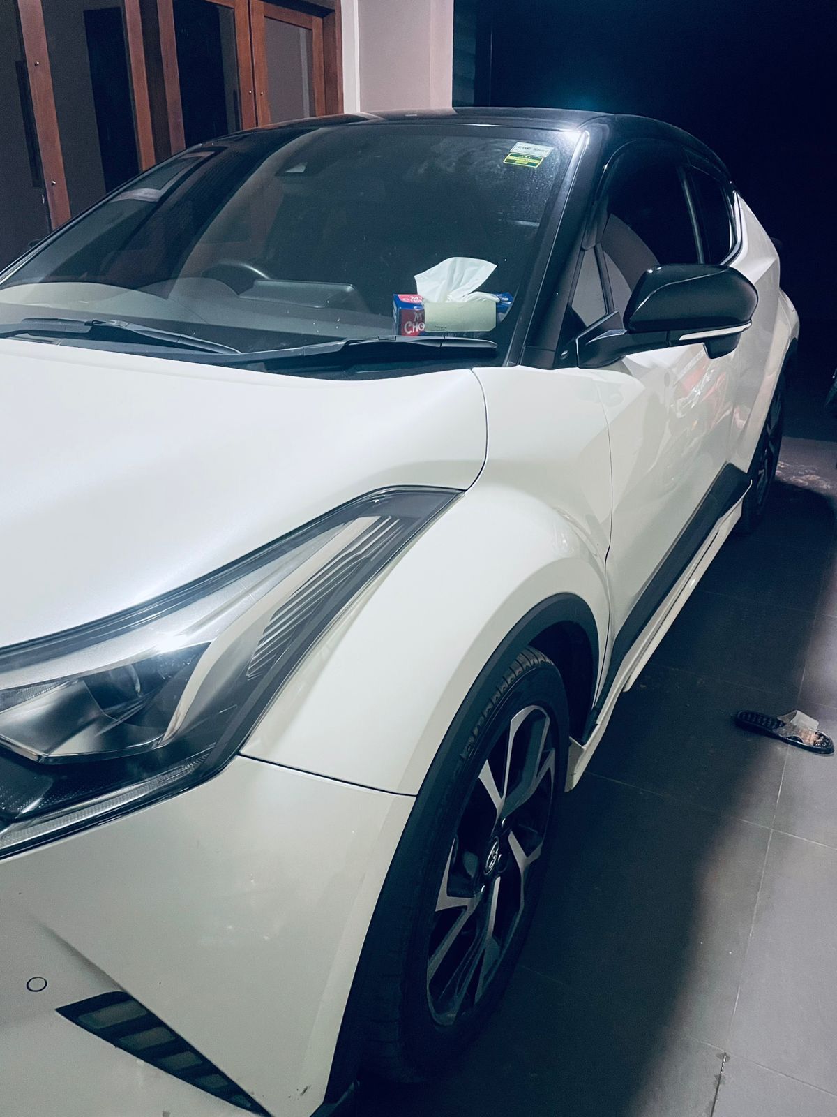 Toyota CHR 2018 - பயன்படுத்தப்பட்டது SUV sale in Sri Lanka - patpat.lk
