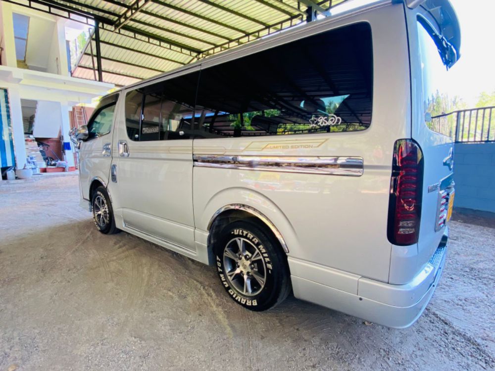 Toyota Super GL 2012 - Used Van sale in Sri Lanka - patpat.lk