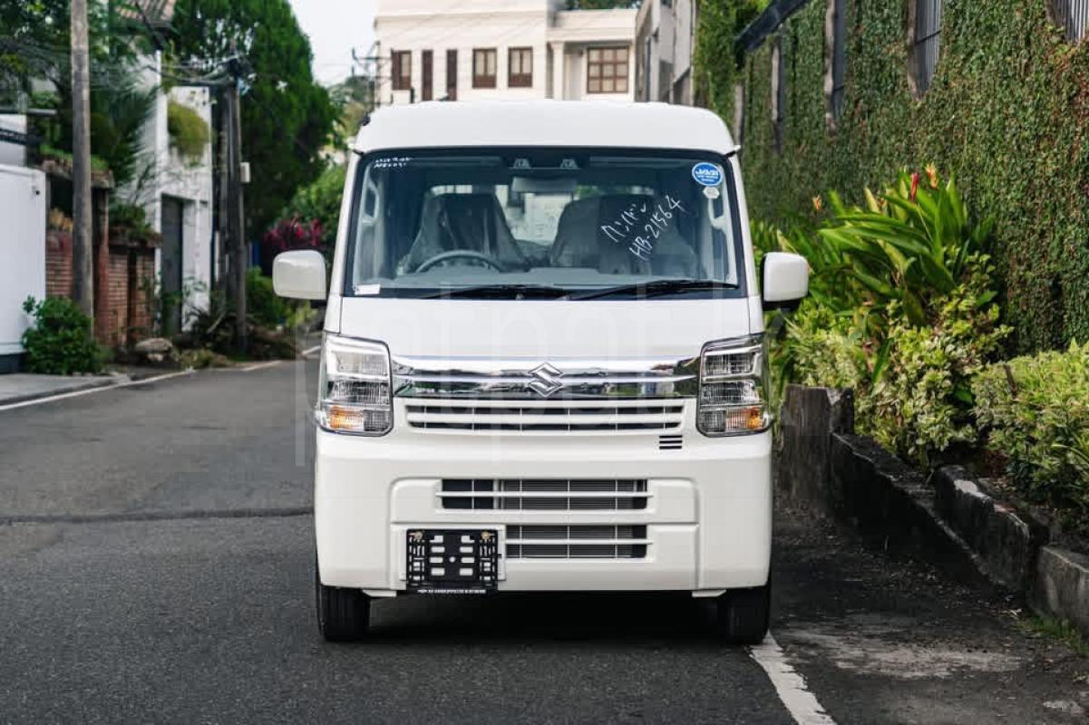 Advertisement image 1