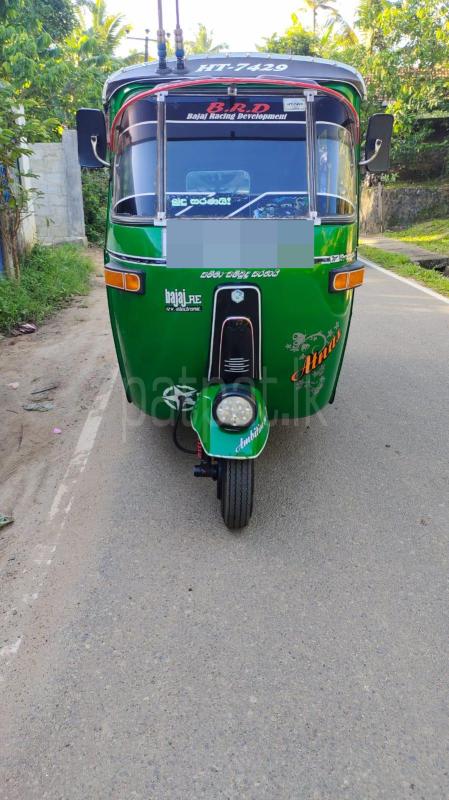 Bajaj 2 stroke 2004 - பயன்படுத்தப்பட்டது முச்சக்கர வண்டி sale in Sri Lanka - patpat.lk