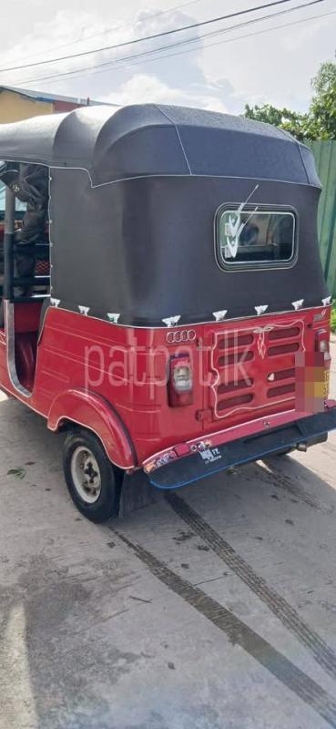Bajaj 4 stroke 2015 - பயன்படுத்தப்பட்டது முச்சக்கர வண்டி sale in Sri Lanka - patpat.lk