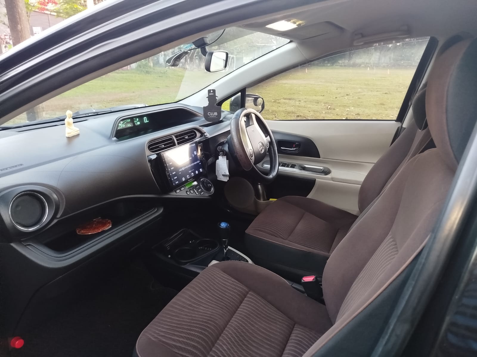 Toyota Aqua 2012 - භාවිතා කරන ලද කාර් sale in Sri Lanka - patpat.lk