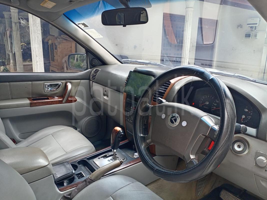 KIA Sorento 2004 - பயன்படுத்தப்பட்டது SUV sale in Sri Lanka - patpat.lk