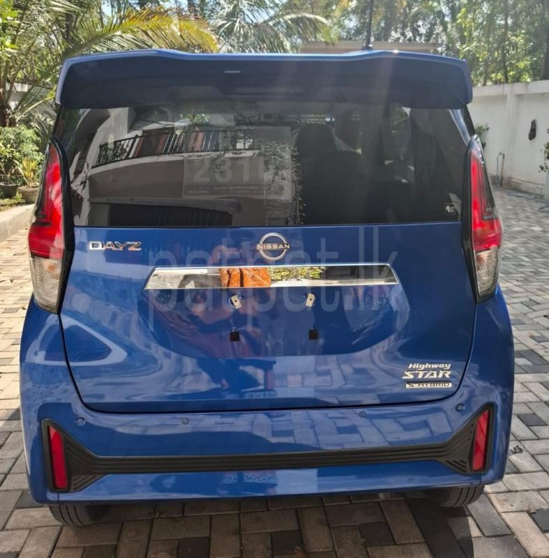 Advertisement image 6