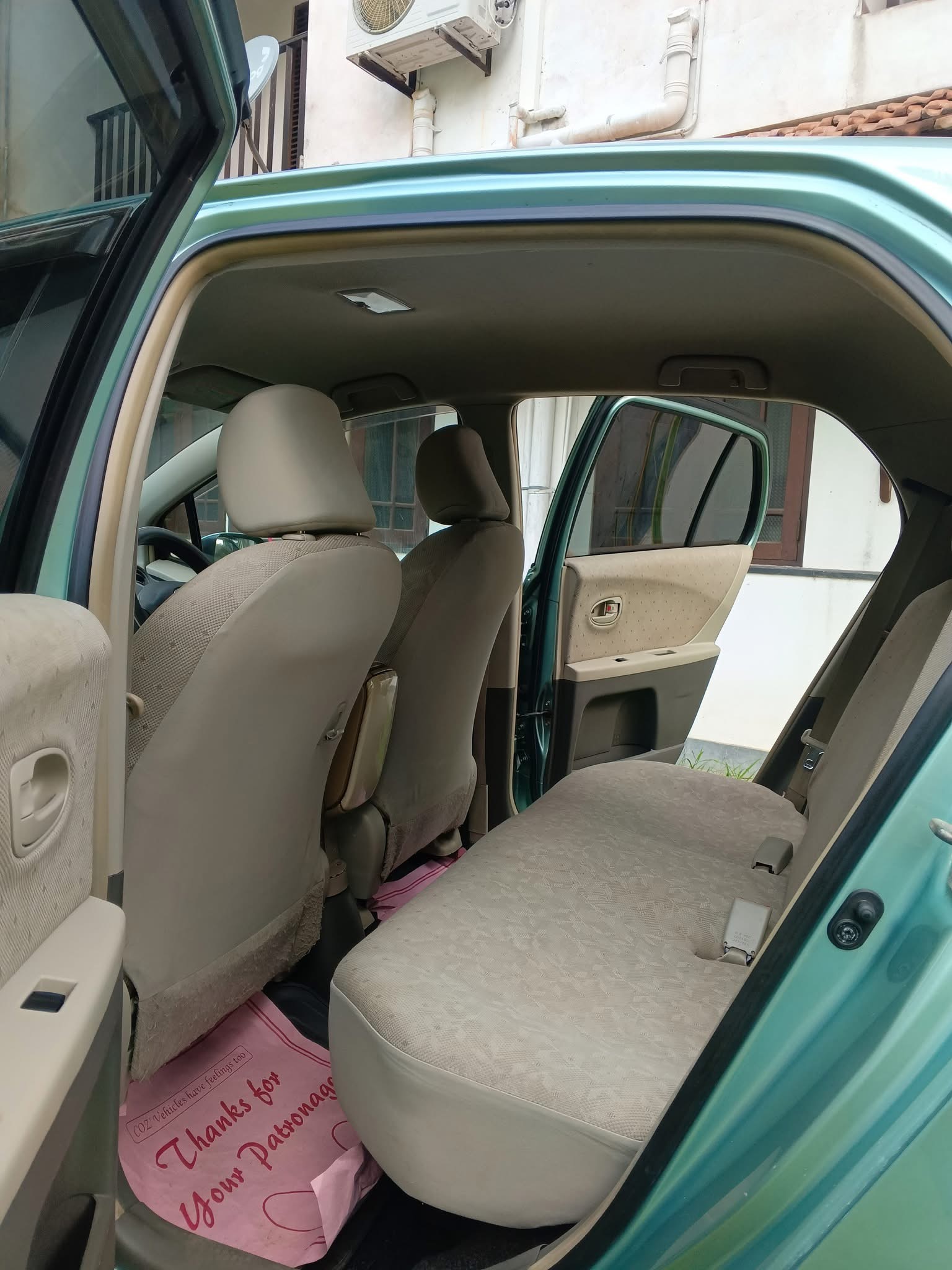 Toyota Vitz 2010 - பயன்படுத்தப்பட்டது கார் sale in Sri Lanka - patpat.lk