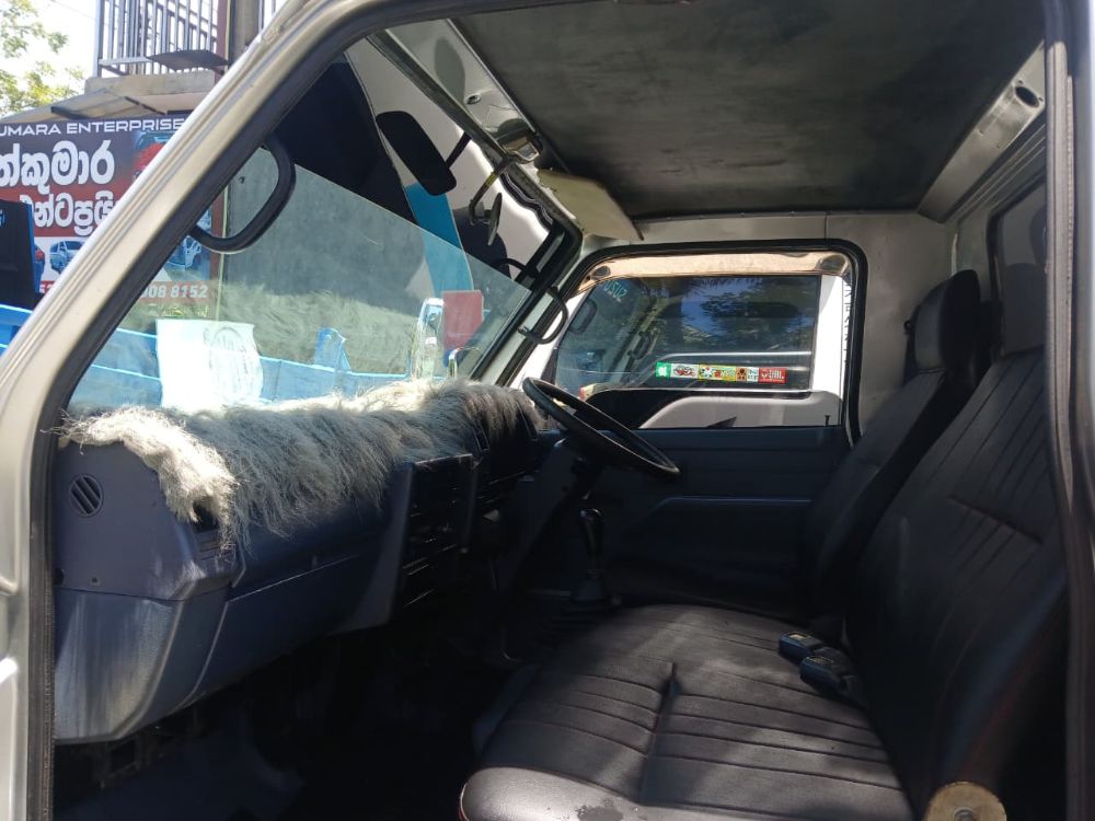 Isuzu ELF 1992 - Reconditioned Truck sale in Sri Lanka - patpat.lk