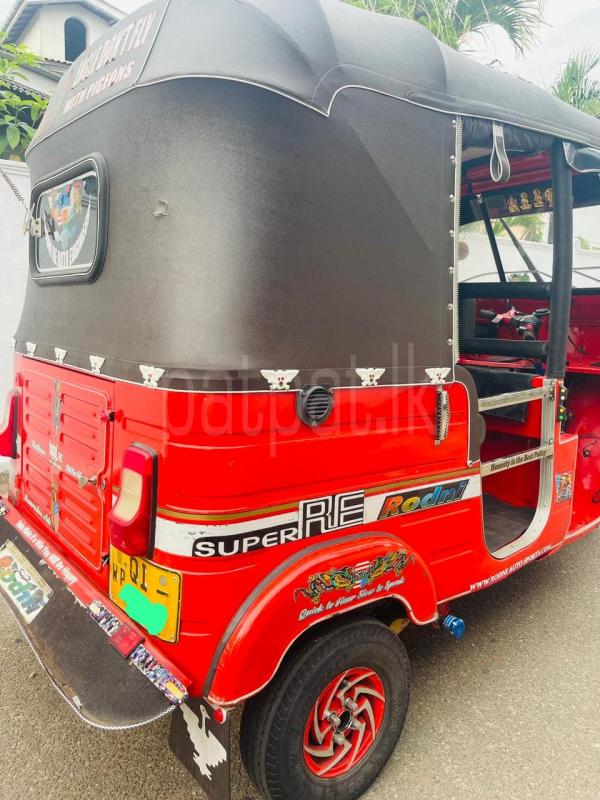 Bajaj Three Wheel 2006 - பயன்படுத்தப்பட்டது முச்சக்கர வண்டி sale in Sri Lanka - patpat.lk