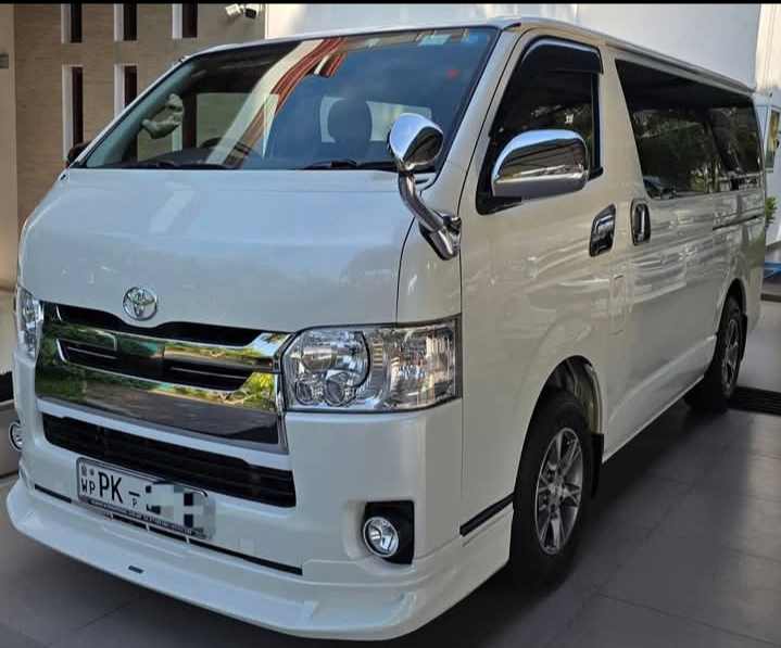 Toyota Hiace 2018 ads-image-1