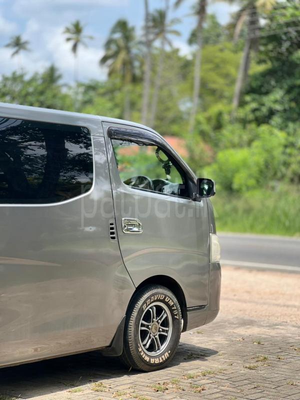 Nissan NV350 2013 - Used Van sale in Sri Lanka - patpat.lk