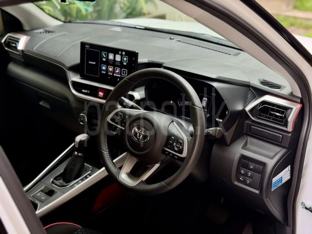 Advertisement image 6