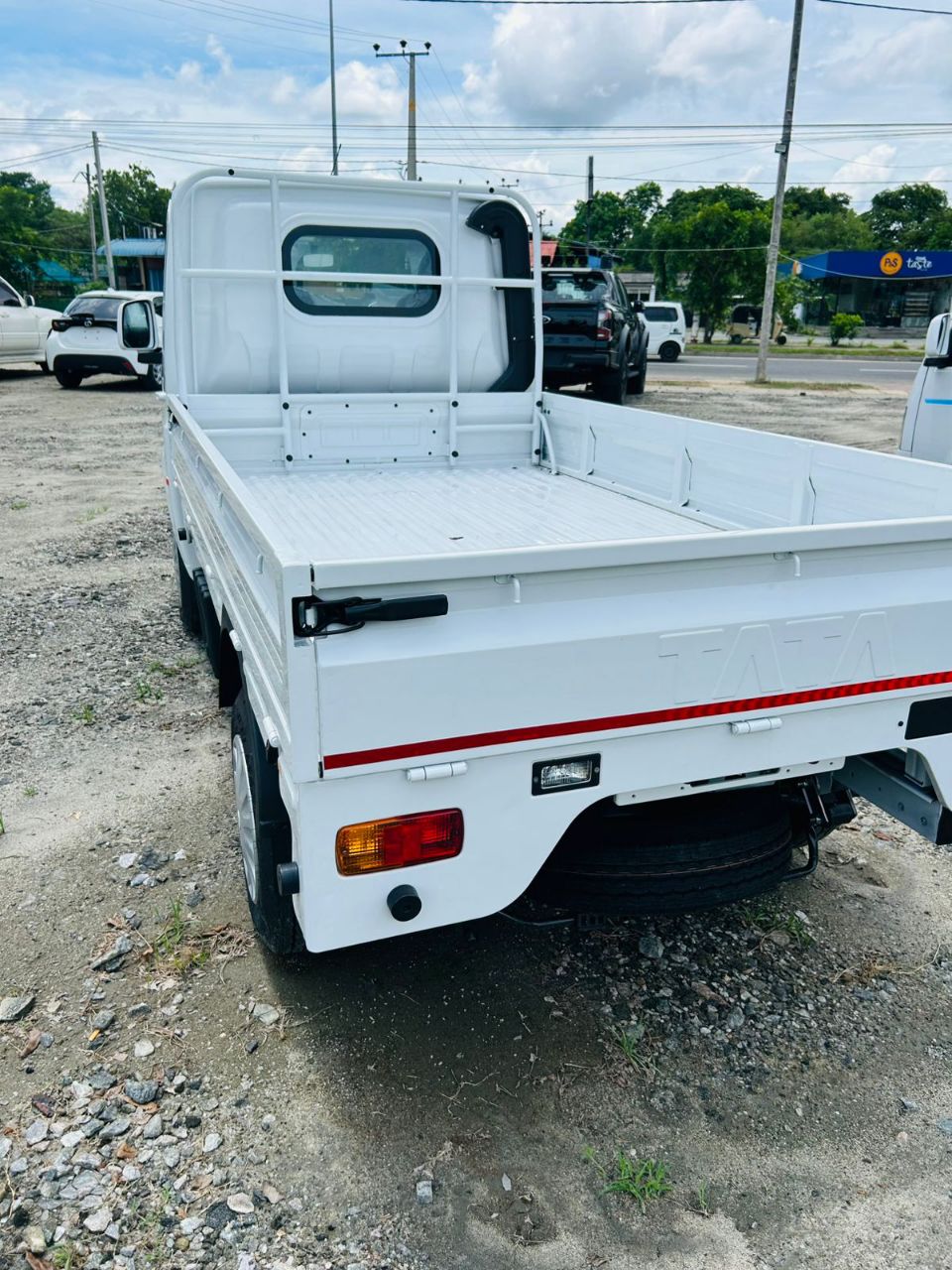 Tata Super Ace 2024 - சான்றளிக்கப்பட்டது டிரக் sale in Sri Lanka - patpat.lk
