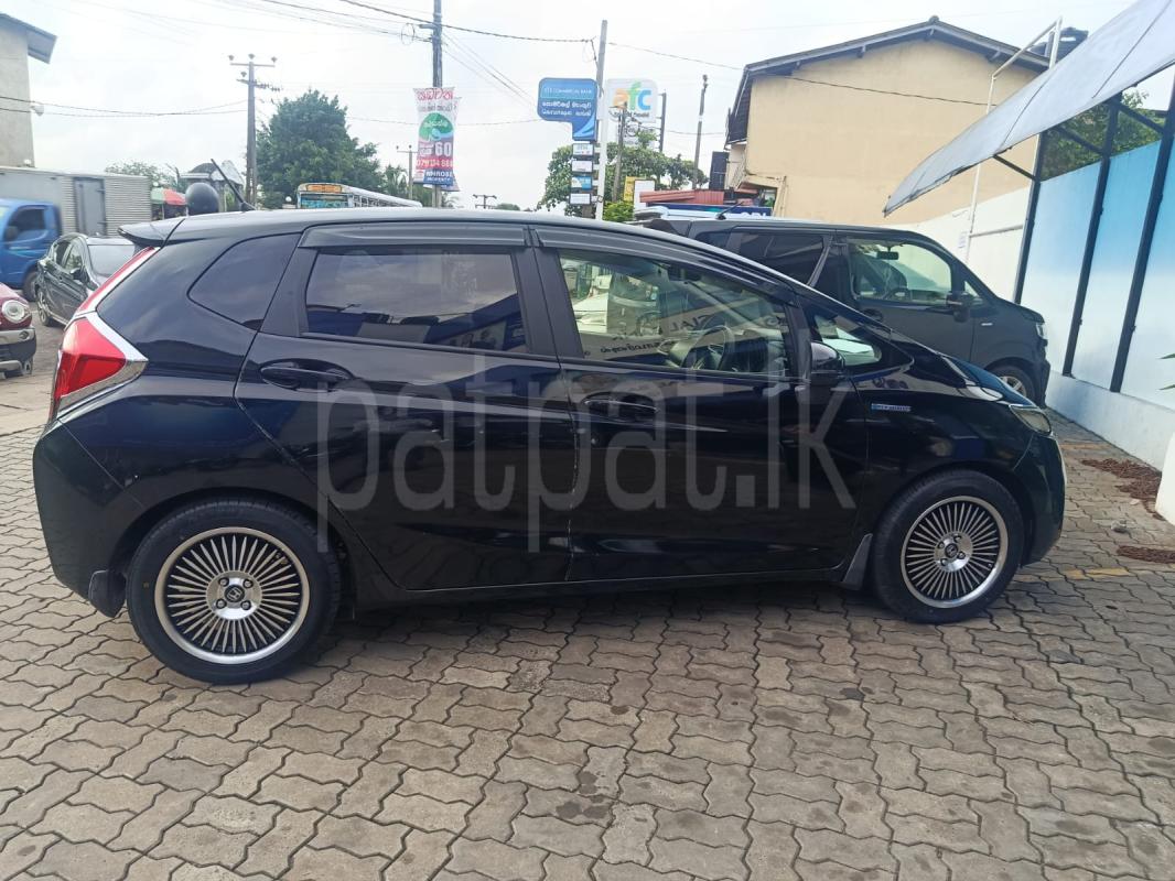 Honda Fit 2014 - භාවිතා කරන ලද කාර් sale in Sri Lanka - patpat.lk