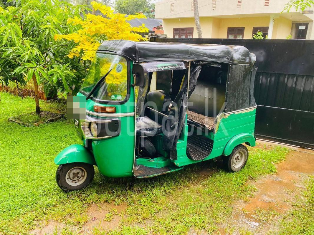 Bajaj Three Wheel 2015 - பயன்படுத்தப்பட்டது முச்சக்கர வண்டி sale in Sri Lanka - patpat.lk