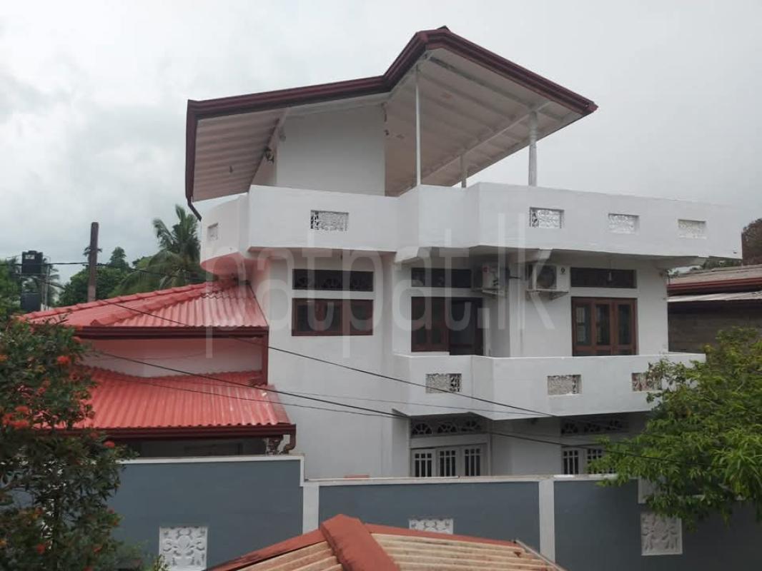 House for Sale in Athurugiriya