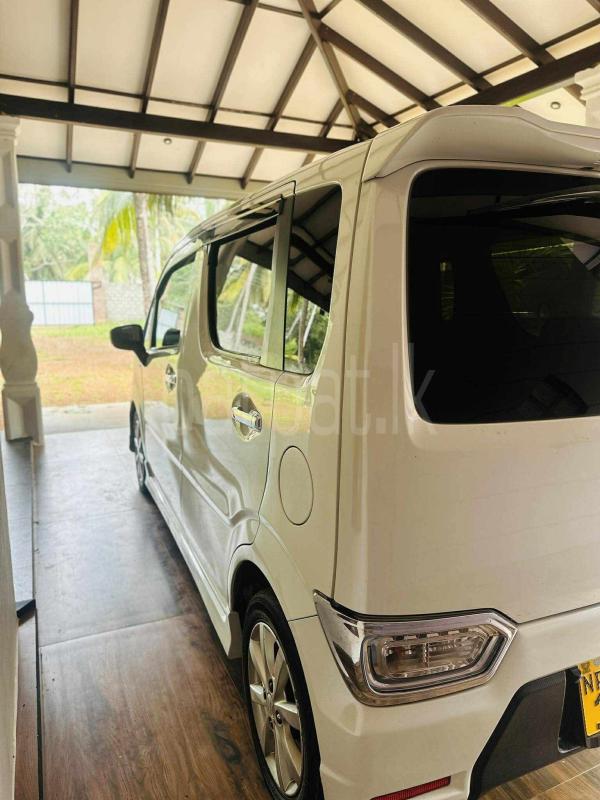 Advertisement image 5