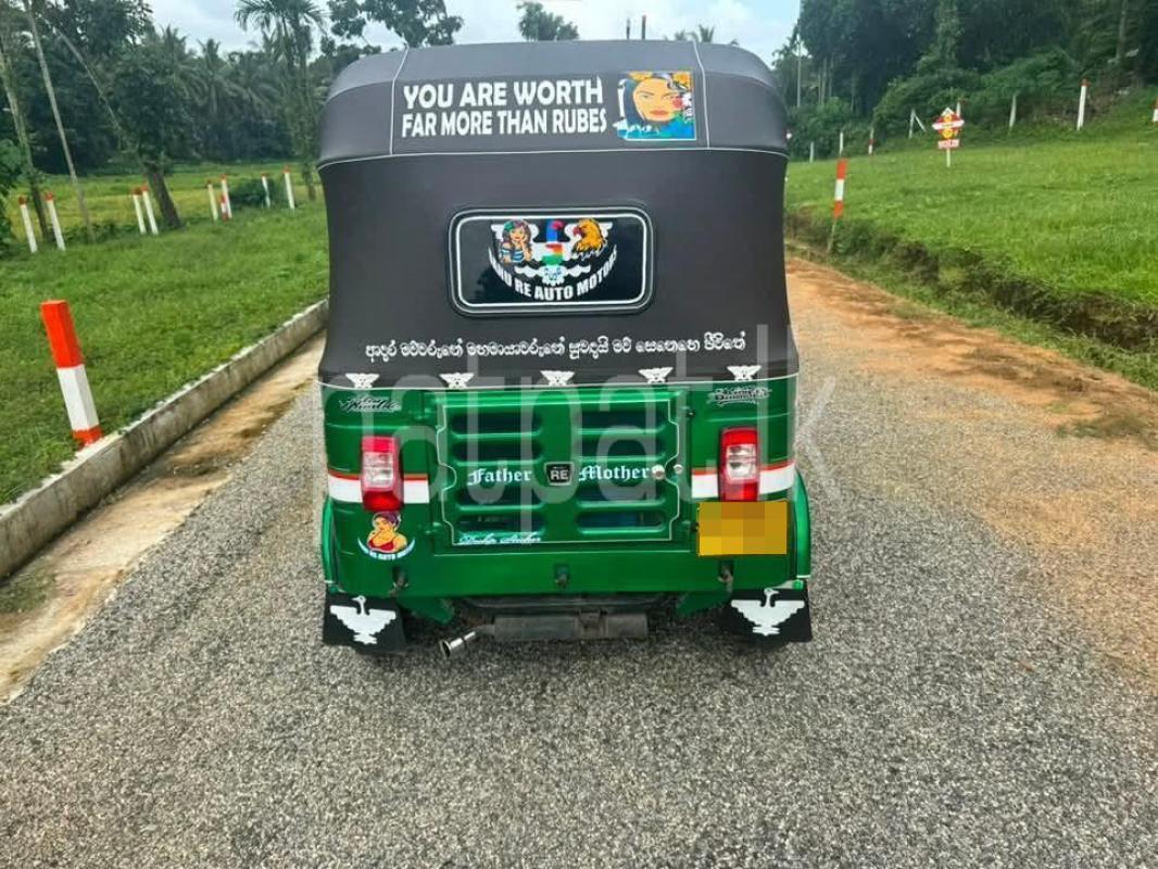 Bajaj 4 stroke 2015 - Used Three wheeler sale in Sri Lanka - patpat.lk