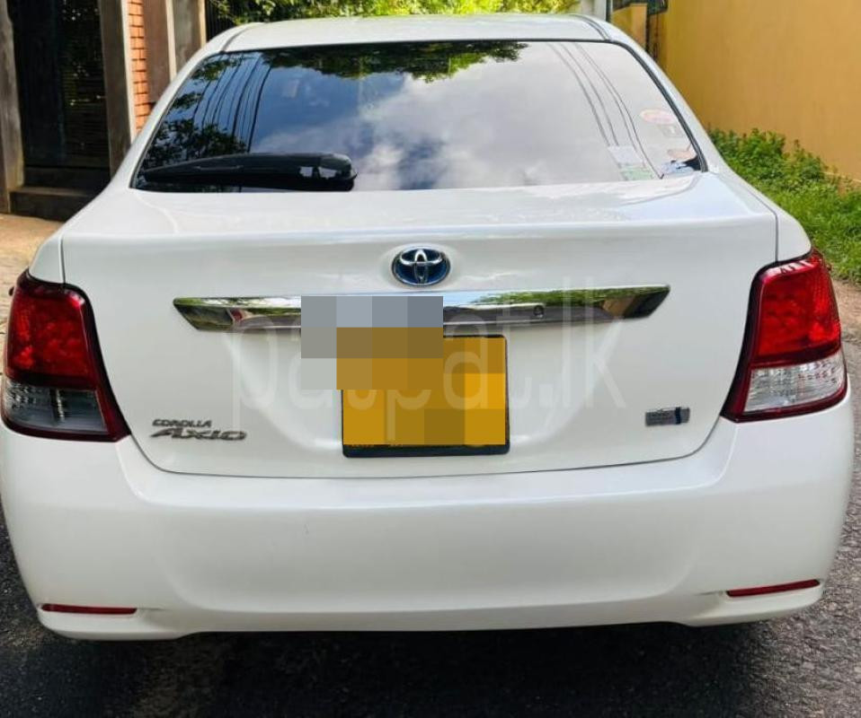 Toyota Axio 2015 - Used Car sale in Sri Lanka - patpat.lk
