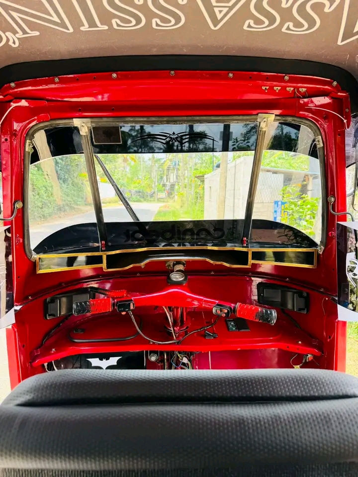 Bajaj Three Wheel 2005 - භාවිතා කරන ලද ත්‍රිරෝද රථය sale in Sri Lanka - patpat.lk