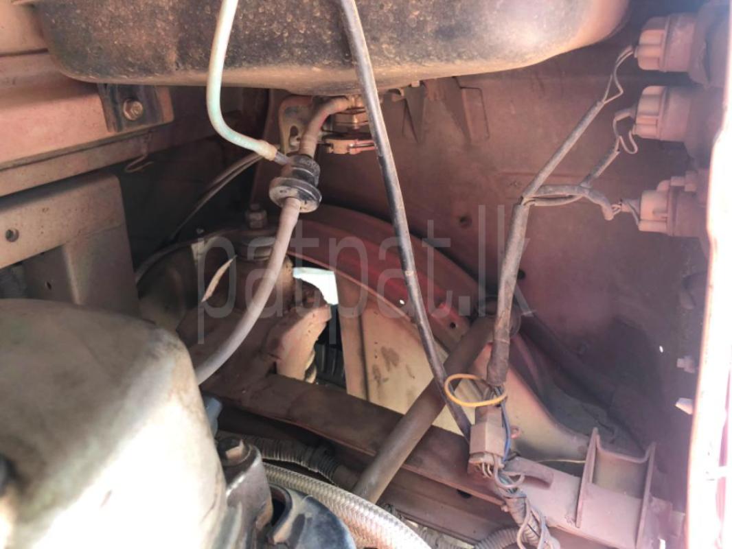 Bajaj 4 stroke 2015 - பயன்படுத்தப்பட்டது முச்சக்கர வண்டி sale in Sri Lanka - patpat.lk
