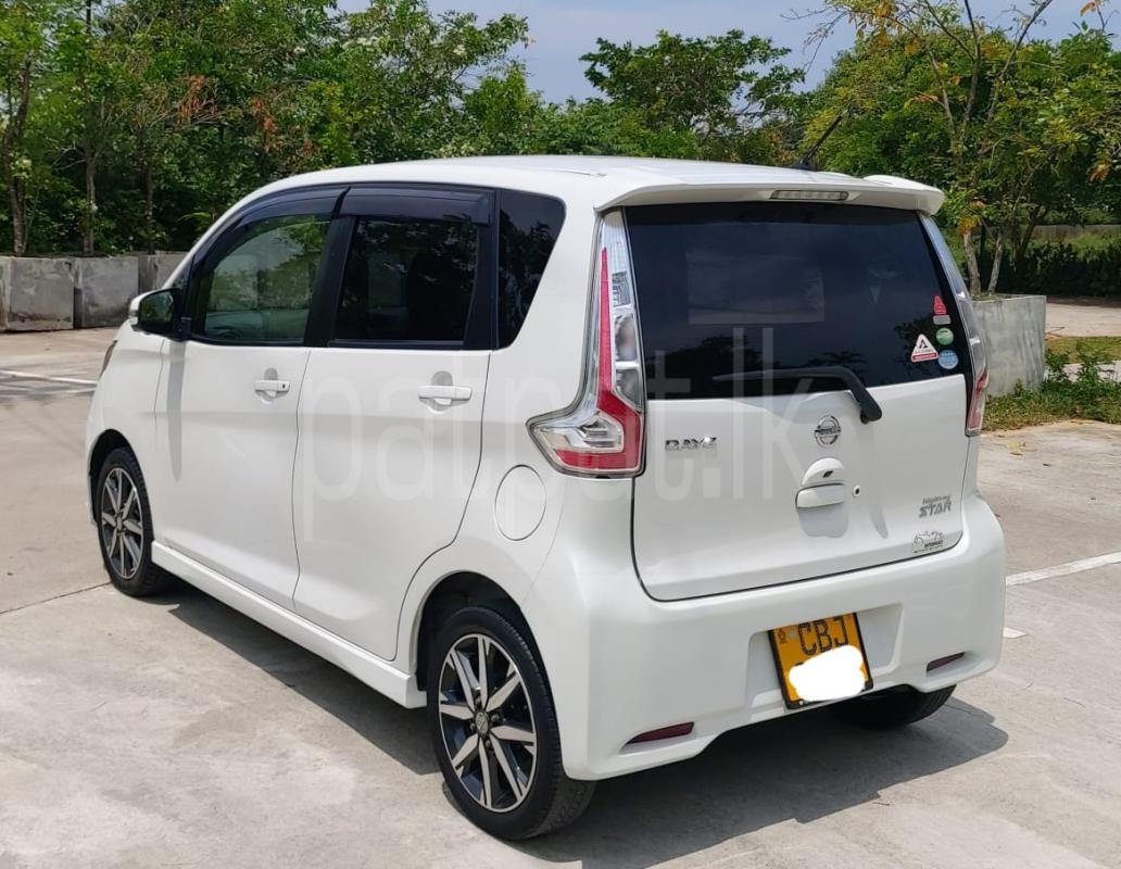 Advertisement image 6