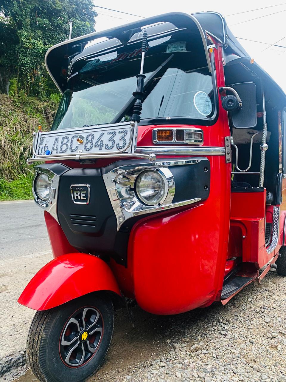 Bajaj Three Wheel 2015 - Used Three wheeler sale in Sri Lanka - patpat.lk