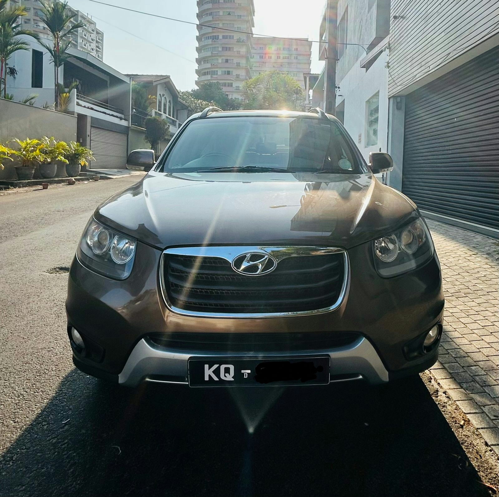 Hyundai Santa Fe 2011 - Used SUV sale in Sri Lanka - patpat.lk