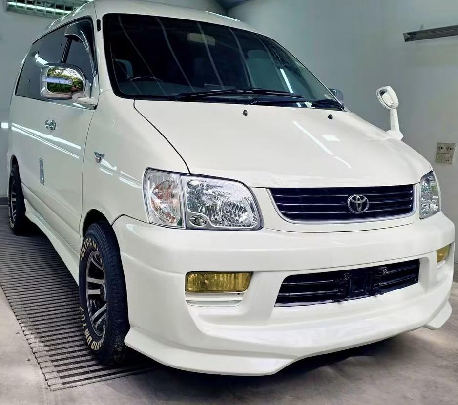 Toyota Noah 2009 - பயன்படுத்தப்பட்டது வேன் sale in Sri Lanka - patpat.lk