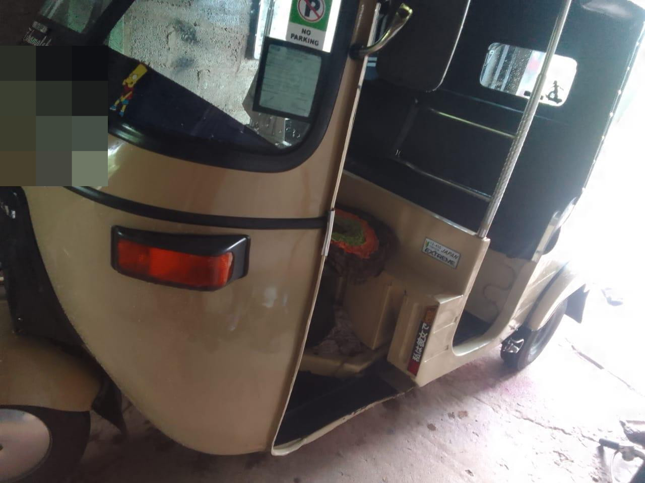 Bajaj Three Wheel 2007 - භාවිතා කරන ලද ත්‍රිරෝද රථය sale in Sri Lanka - patpat.lk