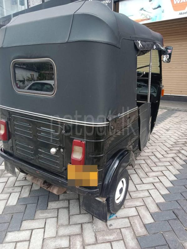 Bajaj Three Wheel 2010 - பயன்படுத்தப்பட்டது முச்சக்கர வண்டி sale in Sri Lanka - patpat.lk