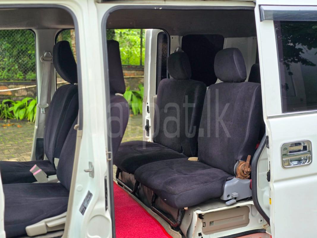 Nissan Clipper 2014 - Used Van sale in Sri Lanka - patpat.lk