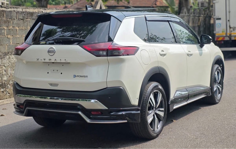 Nissan X Trail 2024 - අලුත් SUV රථය sale in Sri Lanka - patpat.lk