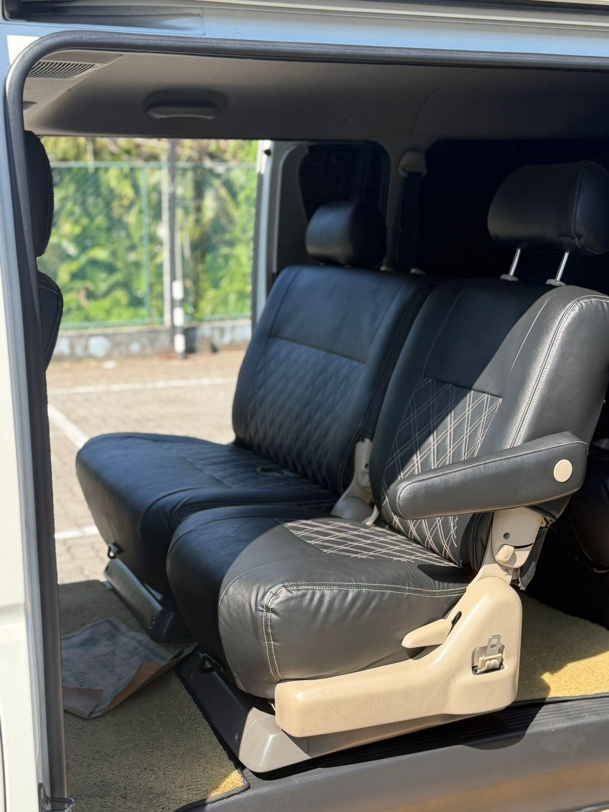 Toyota Hiace 2016 - Used Van sale in Sri Lanka - patpat.lk