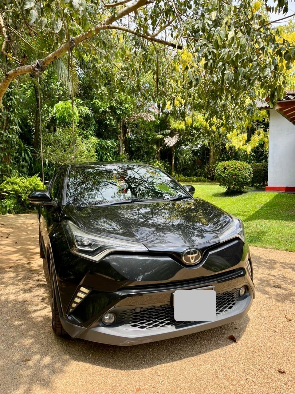 Toyota CHR 2018 - Used SUV sale in Sri Lanka - patpat.lk
