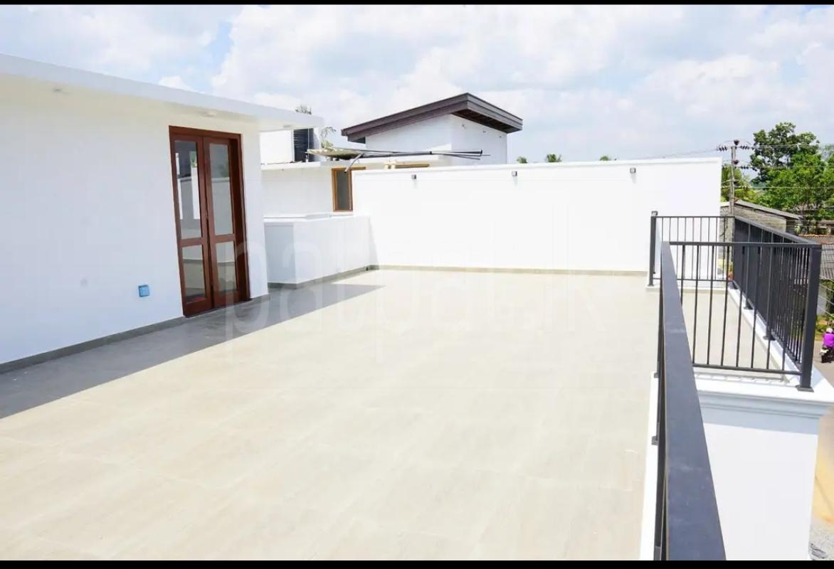 House for Sale in Polgasowita