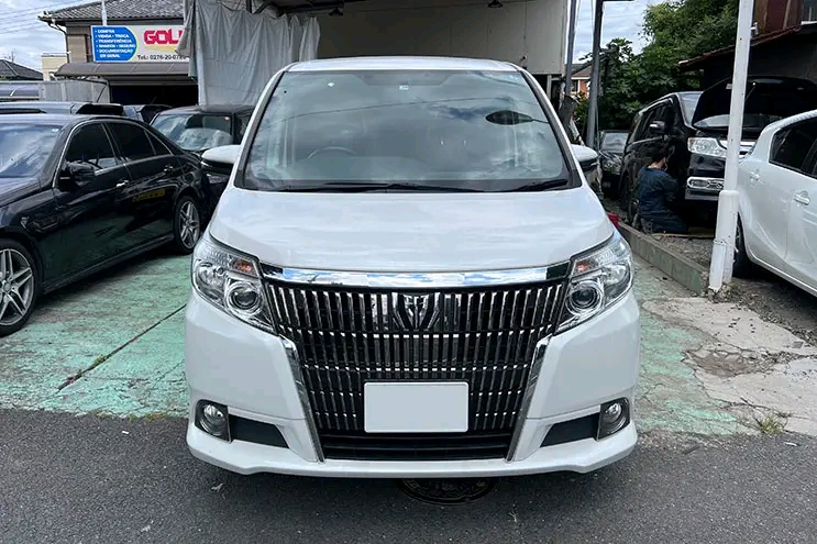 Toyota Esquire 2015 - Used Van sale in Sri Lanka - patpat.lk