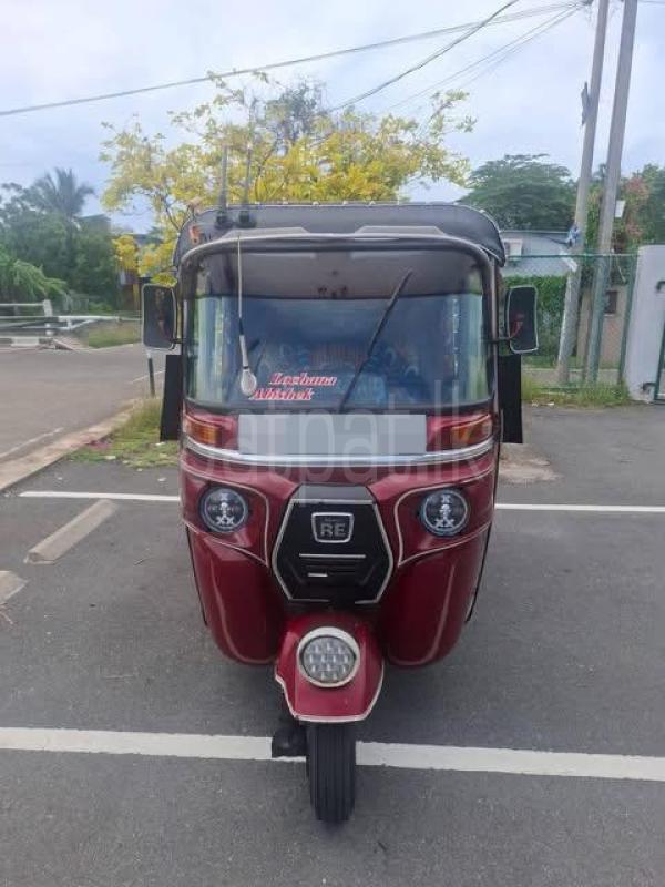 Bajaj Three Wheel 2014 - பயன்படுத்தப்பட்டது முச்சக்கர வண்டி sale in Sri Lanka - patpat.lk