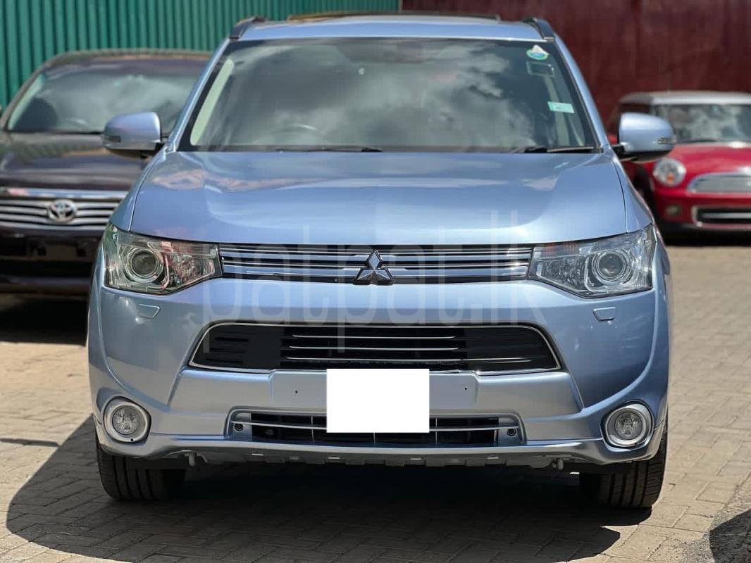 Mitsubishi Outlander 2014 - Used SUV sale in Sri Lanka - patpat.lk
