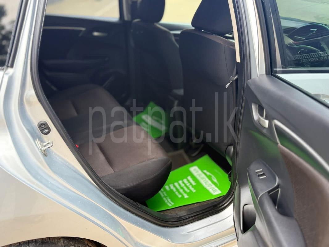 Honda Fit 2014 - பயன்படுத்தப்பட்டது கார் sale in Sri Lanka - patpat.lk