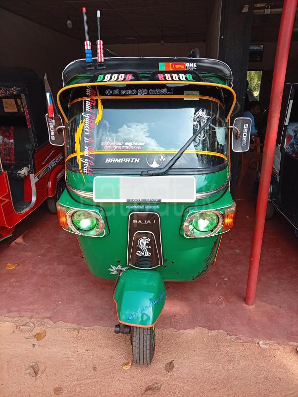 Bajaj Three Wheel 2010 - භාවිතා කරන ලද ත්‍රිරෝද රථය sale in Sri Lanka - patpat.lk
