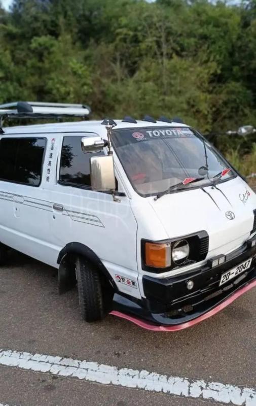 Toyota LITE ACE  1983 - பயன்படுத்தப்பட்டது வேன் sale in Sri Lanka - patpat.lk