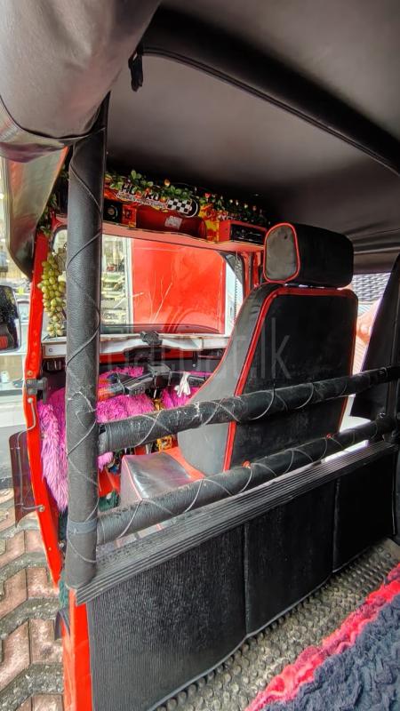Bajaj Three Wheel 2021 - பயன்படுத்தப்பட்டது முச்சக்கர வண்டி sale in Sri Lanka - patpat.lk