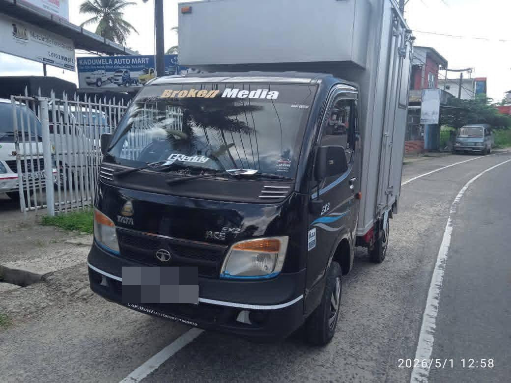 Tata EX 2 2017 - பயன்படுத்தப்பட்டது டிரக் sale in Sri Lanka - patpat.lk